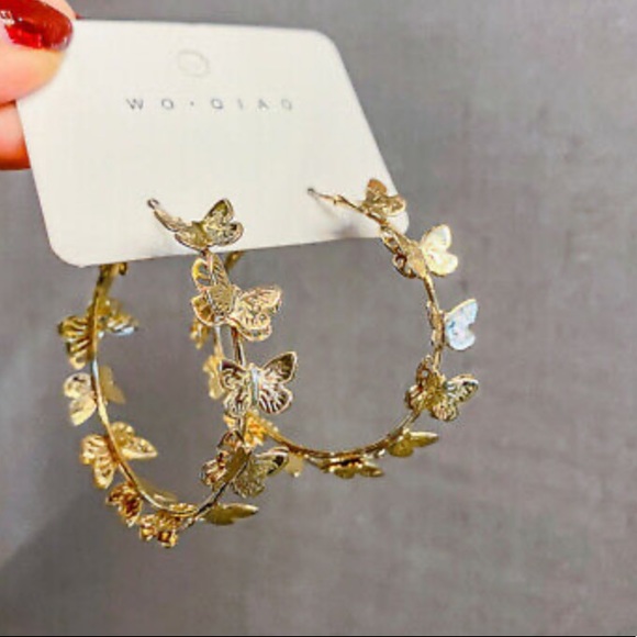 NEW 18k Gold Plated Butterflies Earrings - Picture 6 of 9